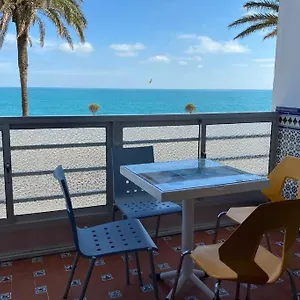 Apartamento The Traveller`s House Mirador Playa La Caleta En, Cádiz